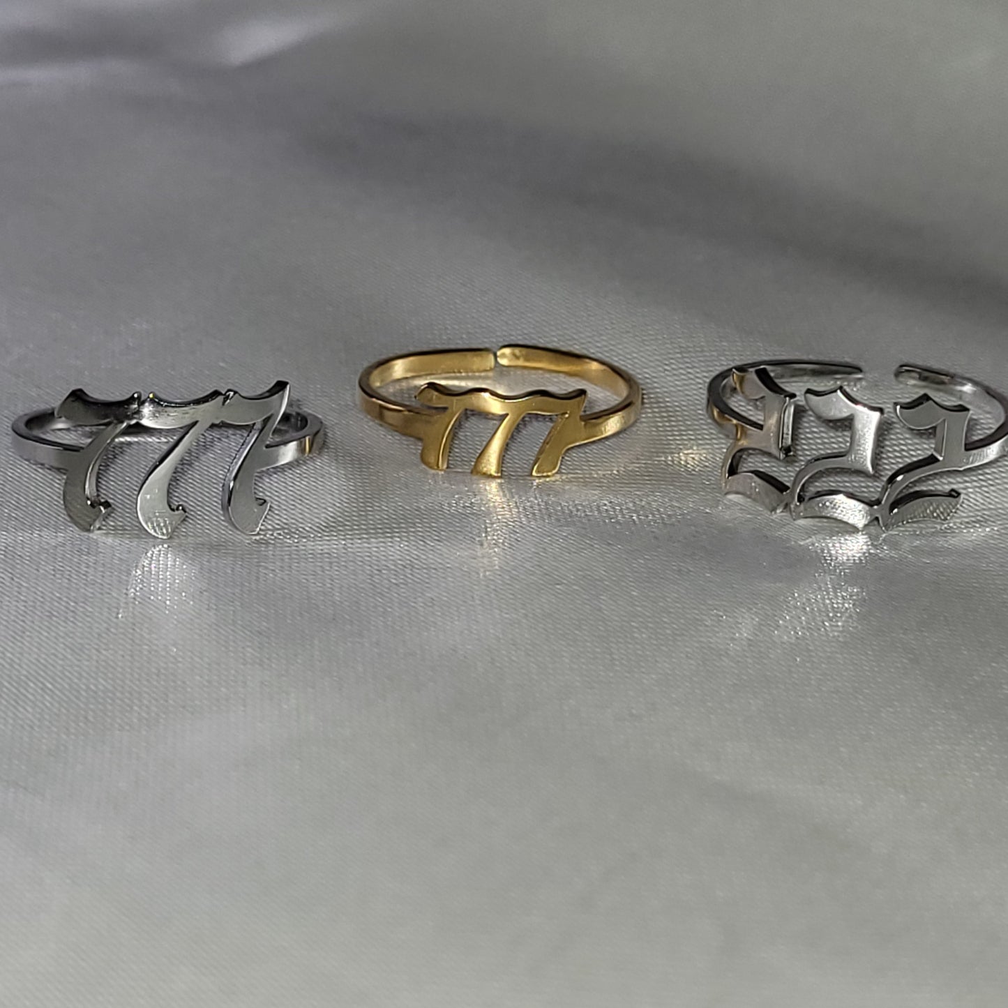 Angel Numbers (777) Fashion Ring (Gold)
