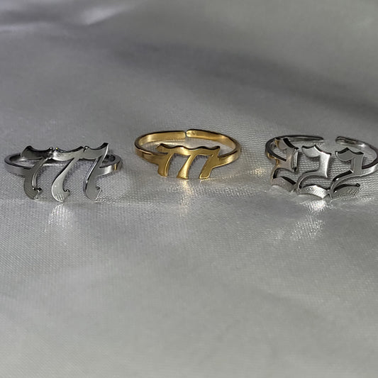 Angel Numbers (777) Fashion Ring (Gold)