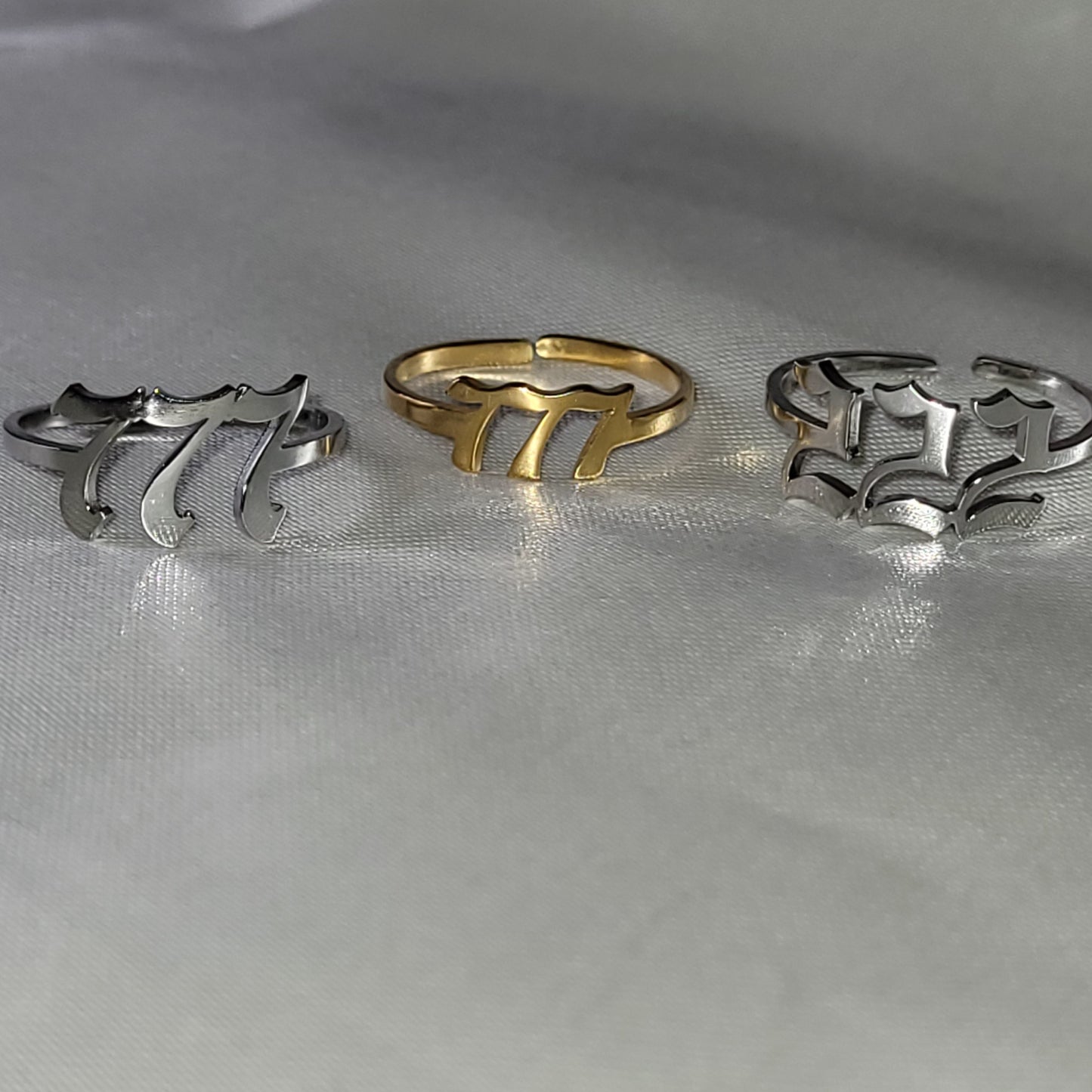 Angel Numbers (777) Fashion Ring (Silver)