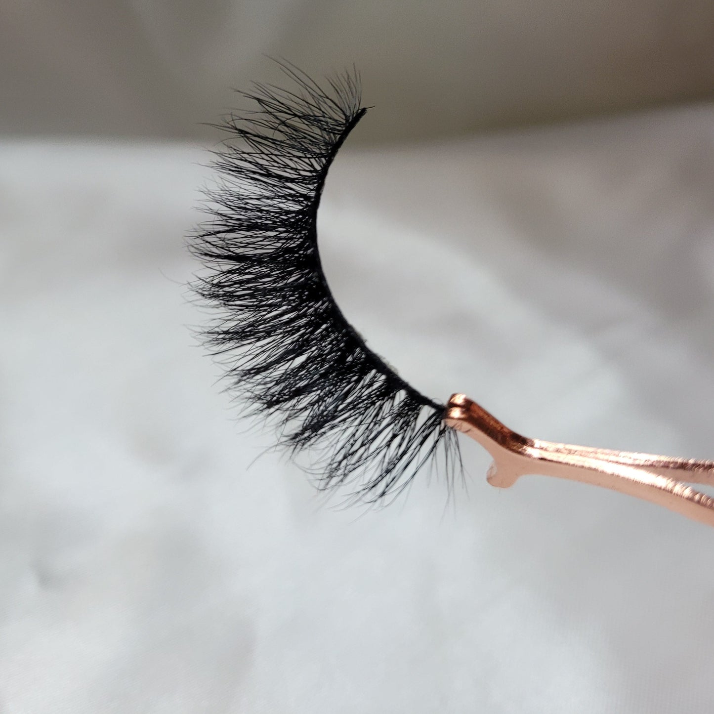 (Hey Friend) 16mm Mink Lashes