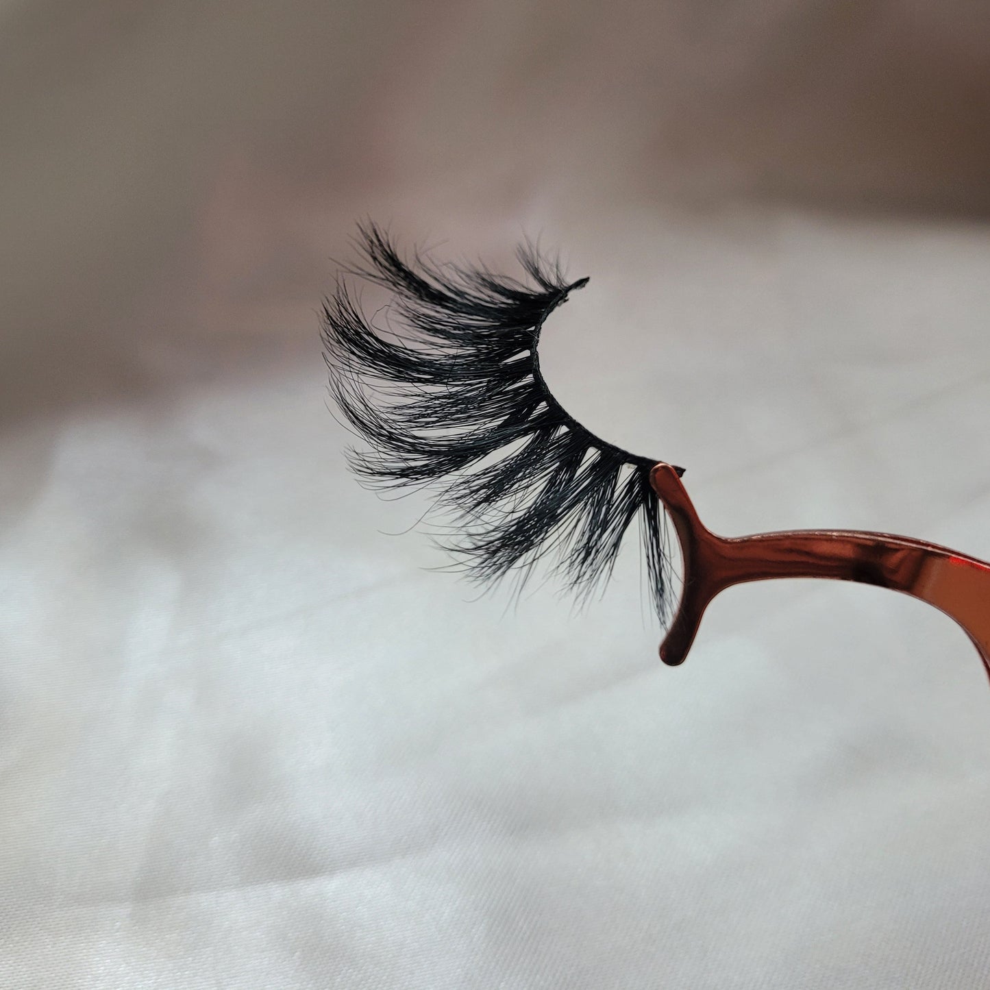 (Lola) 25mm Mink Lashes